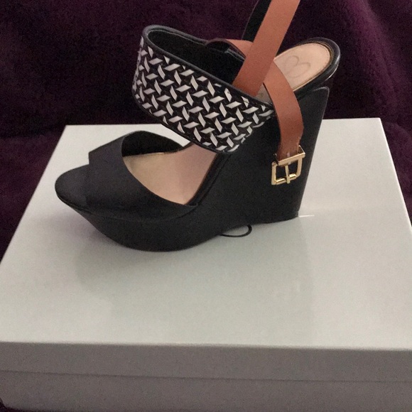 Jessica Simpson Eila Style wedge - Picture 2 of 3
